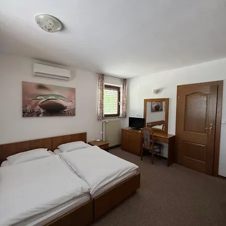 Bakhus Guest house Zerjavka